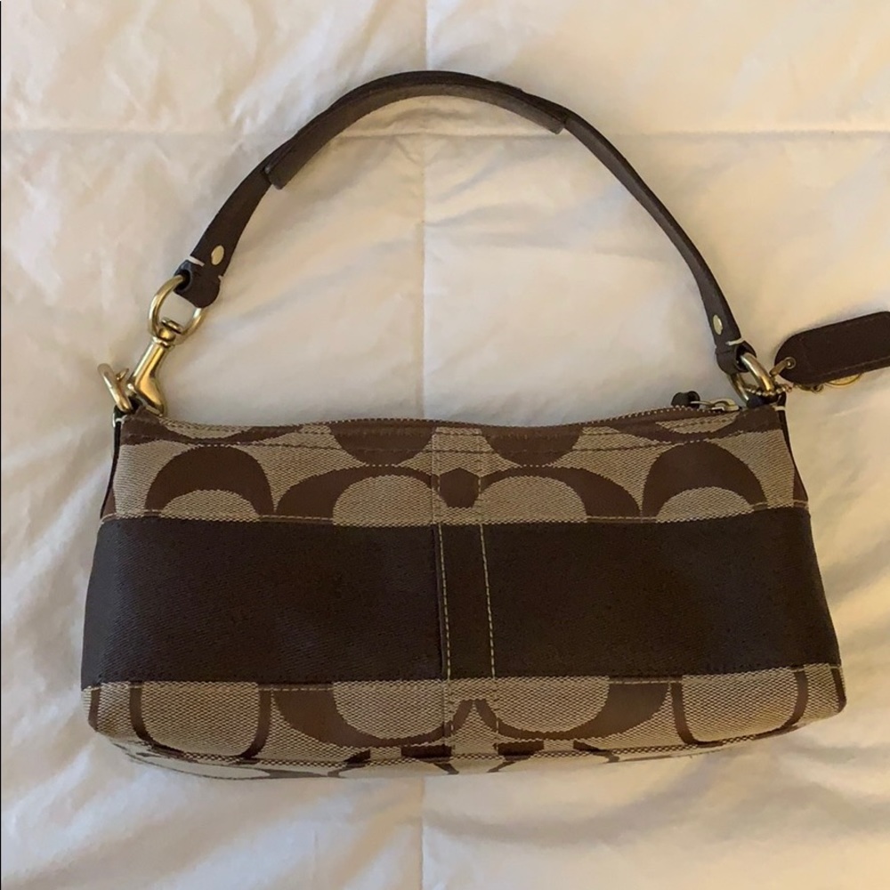 Retro / discontinued Coach shoulder bag